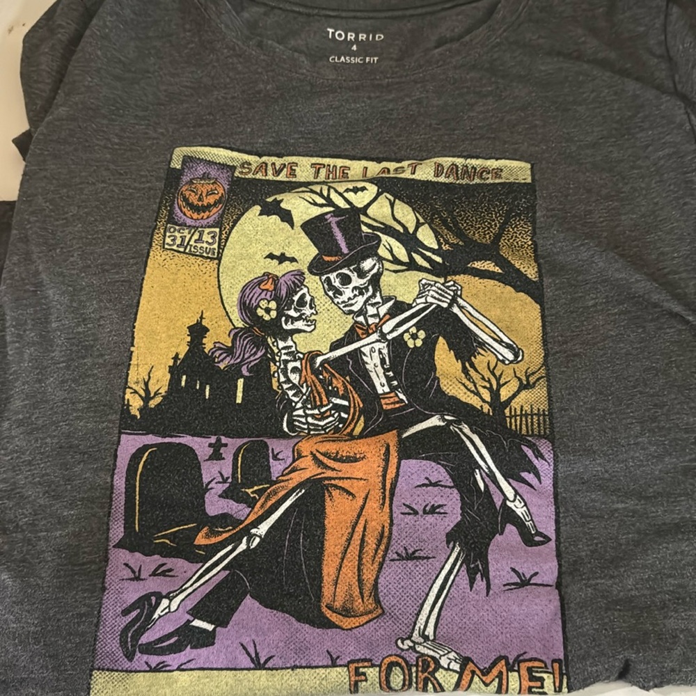 Spooky/Halloween themed short sleeve tee from Torrid